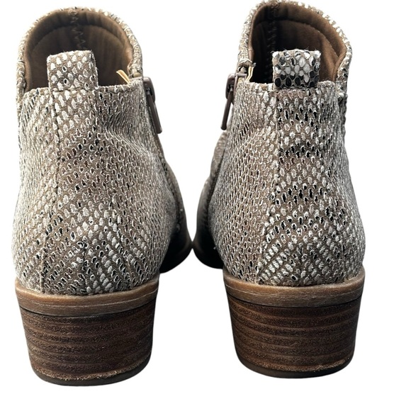 Bare Traps Grafton Snake Leather Ankle Boots Women Size 8 Ruched Detail Side Zip - Picture 9 of 14